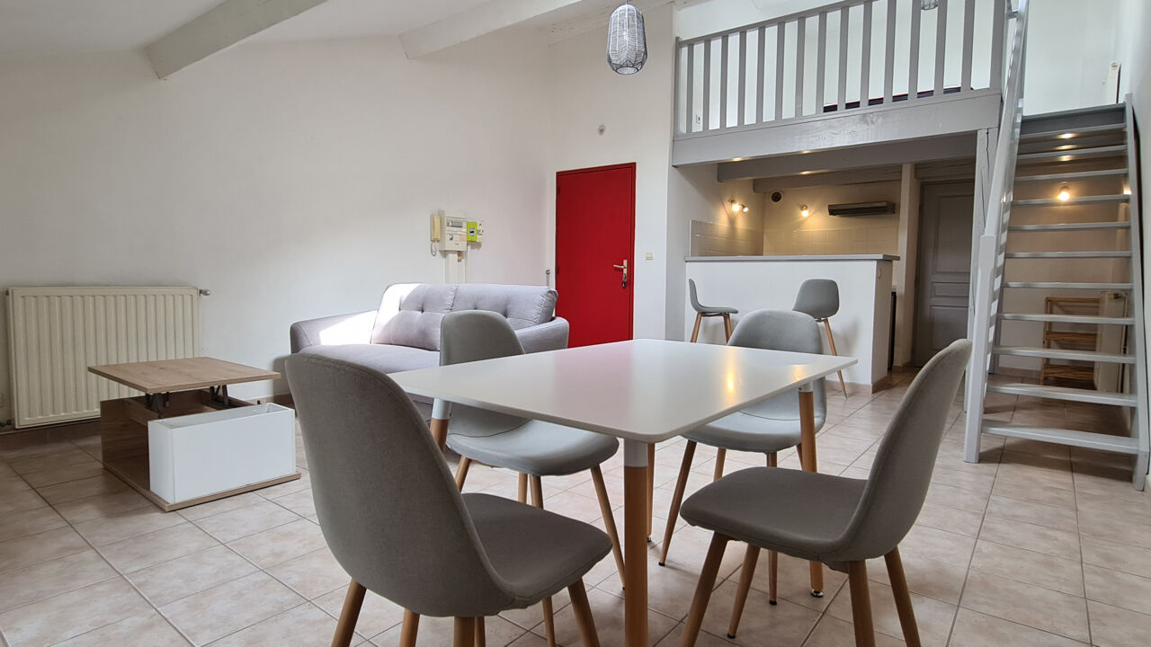 appartement 2 pièces 48 m2 à louer à Villeneuve-de-Berg (07170)