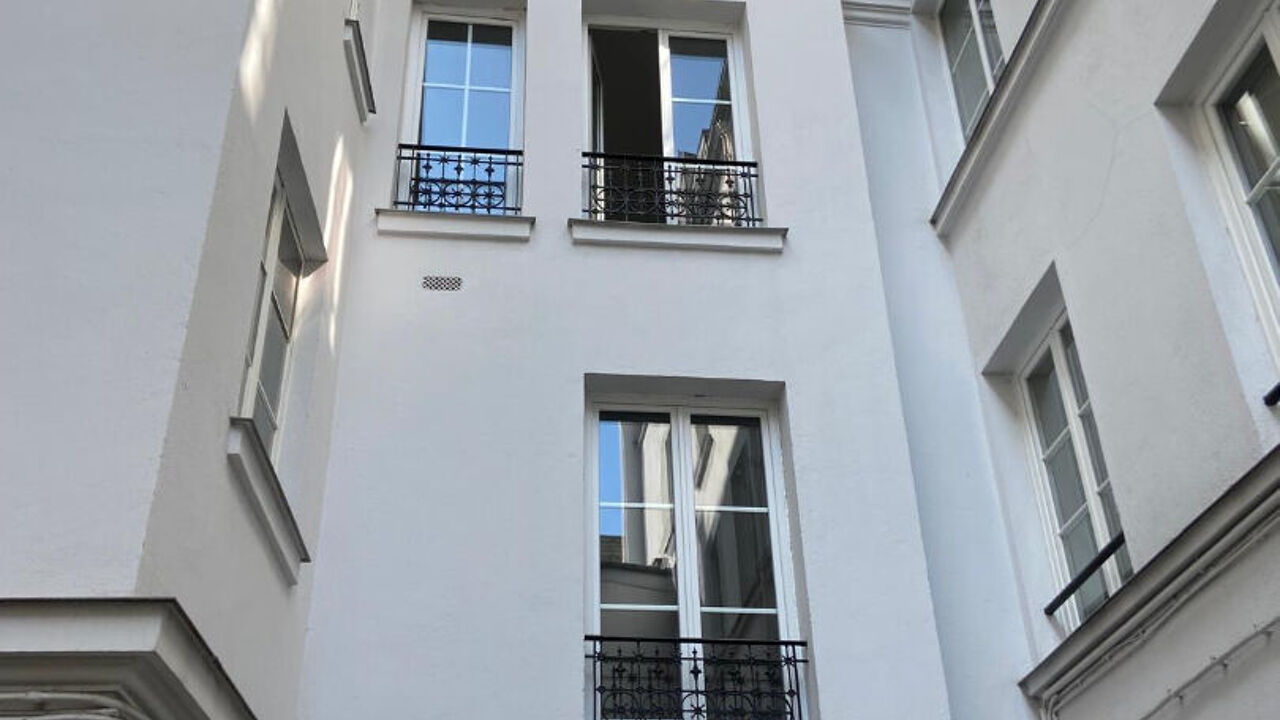 immeuble  pièces 64 m2 à vendre à Paris 7 (75007)