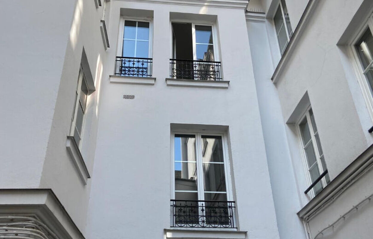 immeuble  pièces 64 m2 à vendre à Paris 7 (75007)