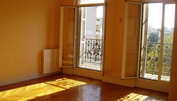 Appartement 3 pièces  à louer Marseille 8eme 13008