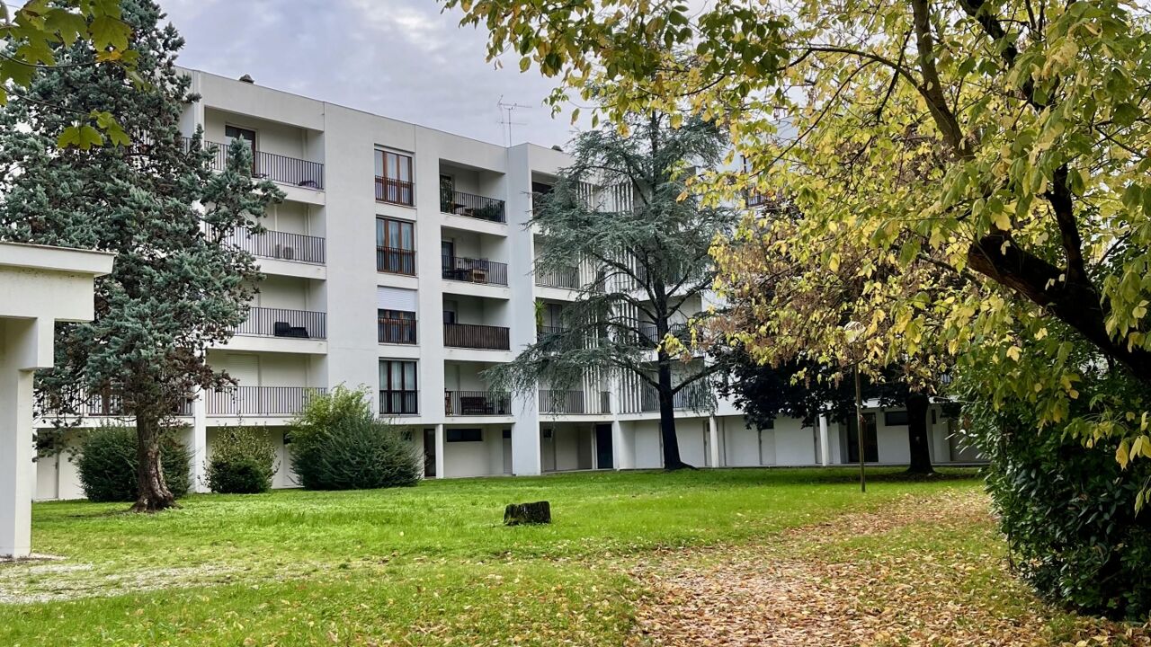 appartement 4 pièces 80 m2 à vendre à Bruges (33520)