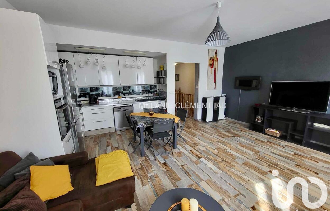 appartement 3 pièces 71 m2 à vendre à Garéoult (83136)