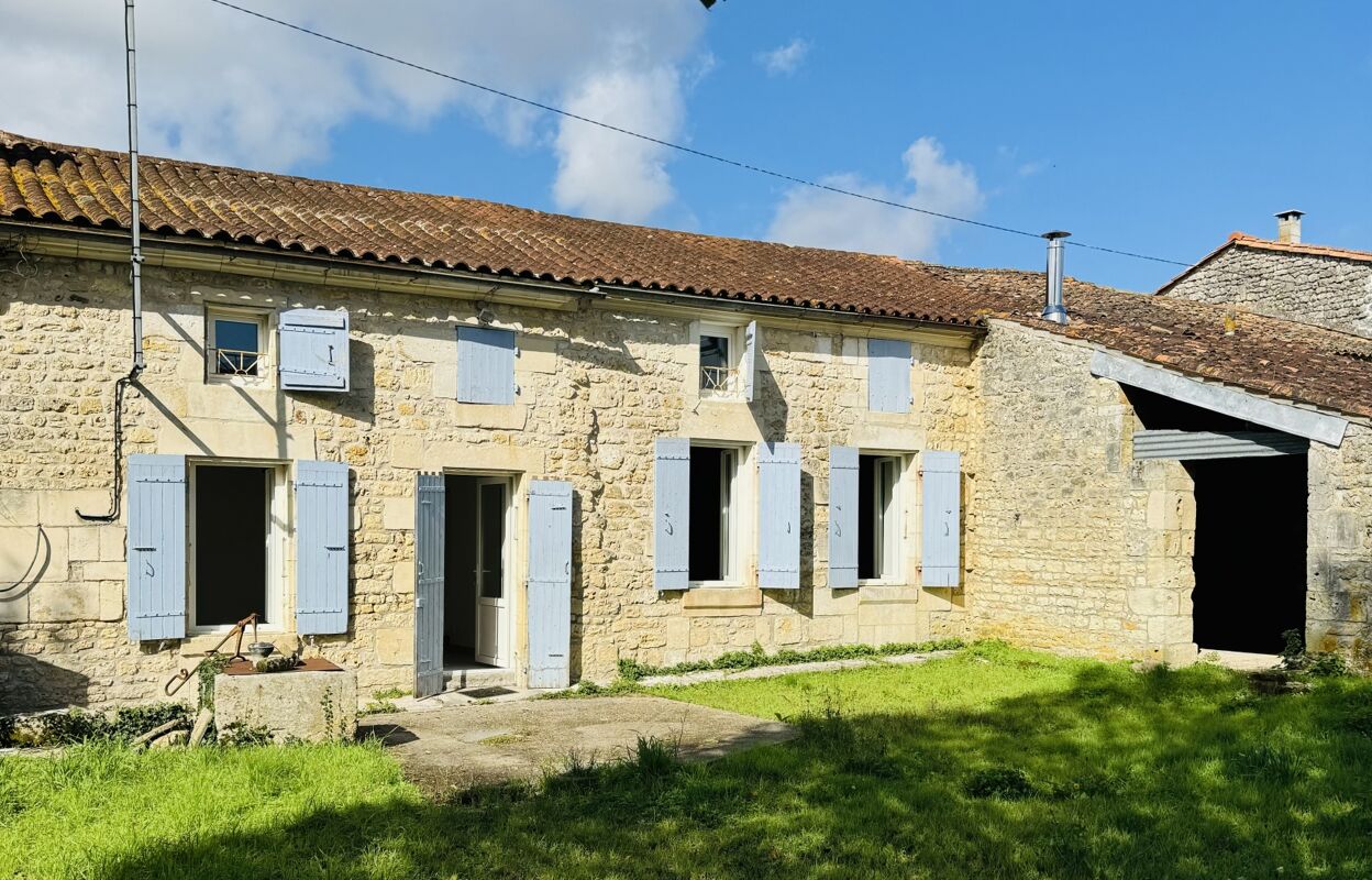 maison 5 pièces 121 m2 à vendre à Saint-Savinien (17350)