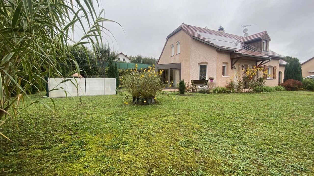 maison 5 pièces 143 m2 à Orgelet (39270)