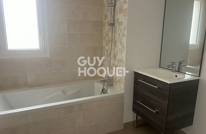 VENTE : appartement T4 (83 m²) à Bourgoin-Jallieu — photo 3