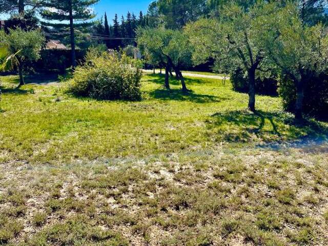 Terrain Brignoles 1000 m2 — photo du bien