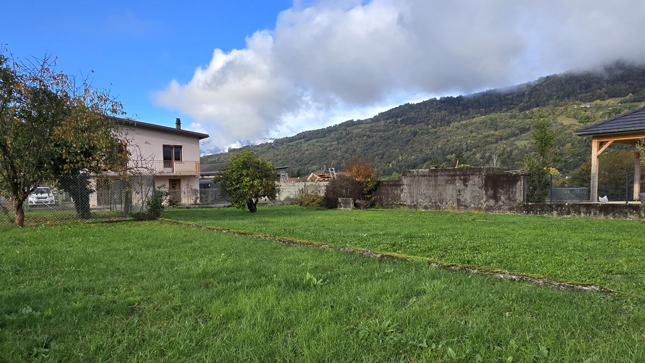 maison 4 pièces 111 m2 à vendre à La Rochette (73110)