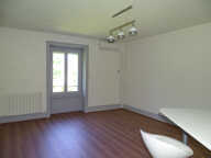 A louer à CLAIRVAUX-LES-LACS, Appartement duplex T2 — photo 2