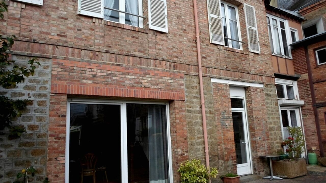 immeuble  pièces 320 m2 à vendre à Tinchebray (61800)