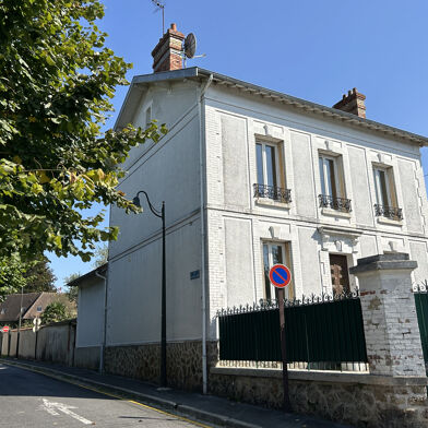 Maison 9 pièces 269900 €