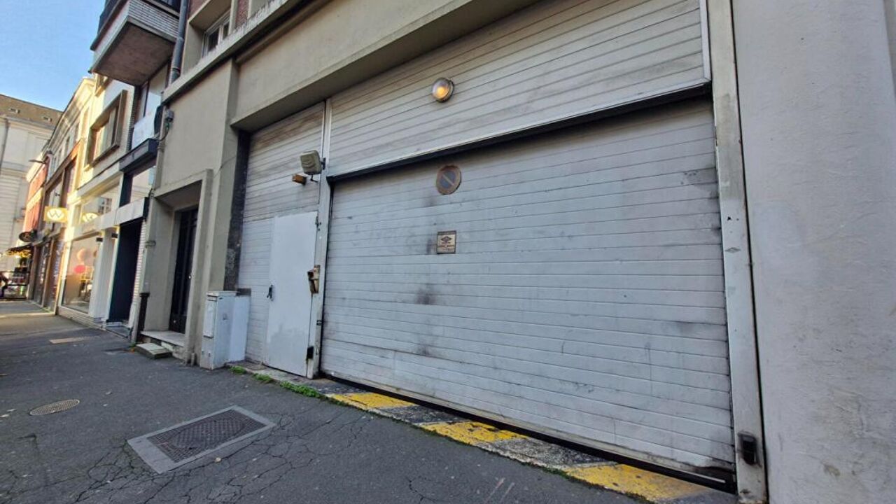 garage  pièces 15 m2 à vendre à Lille (59000)