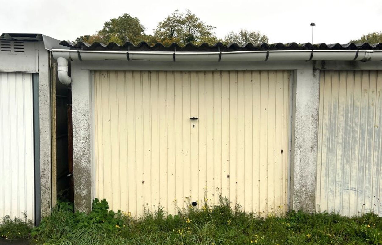 garage  pièces 15 m2 à vendre à Saint-Amand-les-Eaux (59230)