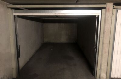 location garage 70 € CC /mois à proximité de La Penne-sur-Huveaune (13821)