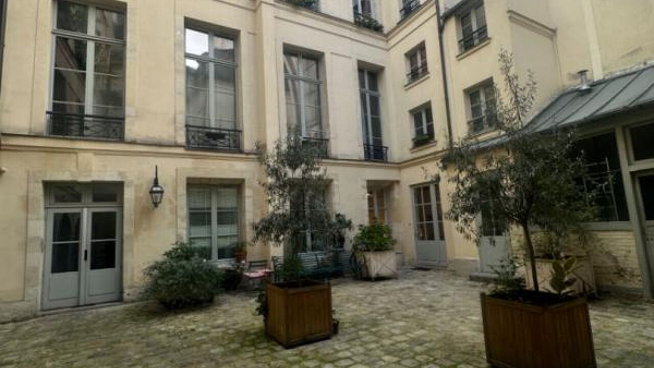 appartement 7 pièces 227 m2 à vendre à Paris 4 (75004)