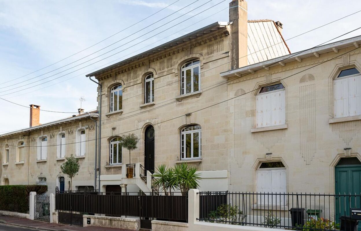 maison 8 pièces 226 m2 à vendre à Le Bouscat (33110)