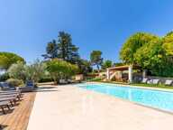 SOUS OFFRE - PIERREVERT - PROPRIETE 600m2 - 3 GITES- CALME ABSOL — photo 2