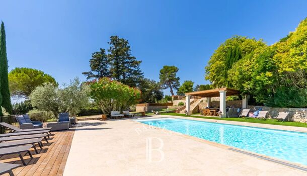 Propri&eacute;t&eacute; 20 pièces  à vendre Manosque 04100