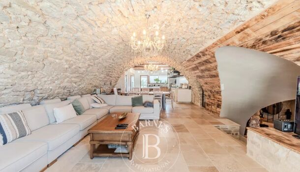 Propri&eacute;t&eacute; 20 pièces  à vendre Manosque 04100