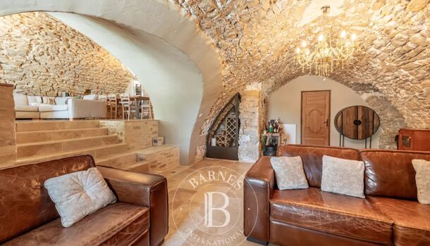 Propri&eacute;t&eacute; 20 pièces  à vendre Manosque 04100