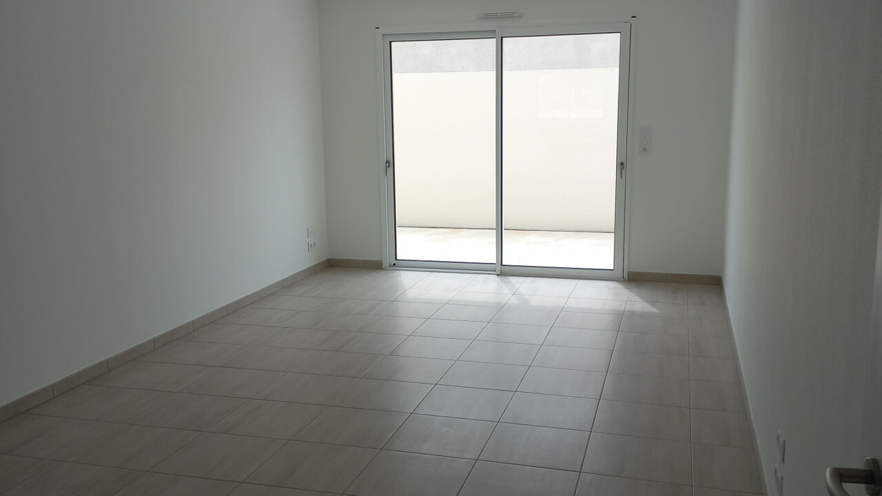 maison 3 pièces 59 m2 à louer à Boismé (79300)