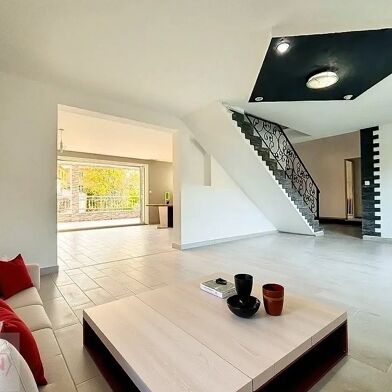 Maison 5 pièces 365000 €