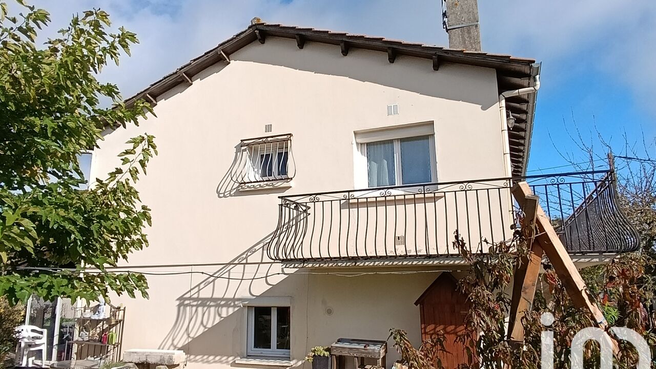 maison 7 pièces 132 m2 à vendre à Tonnay-Charente (17430)