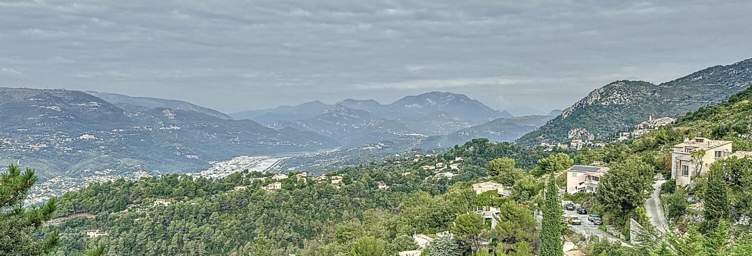 Maison 5 Pièces 235 m² à vendre à Aspremont (06790)