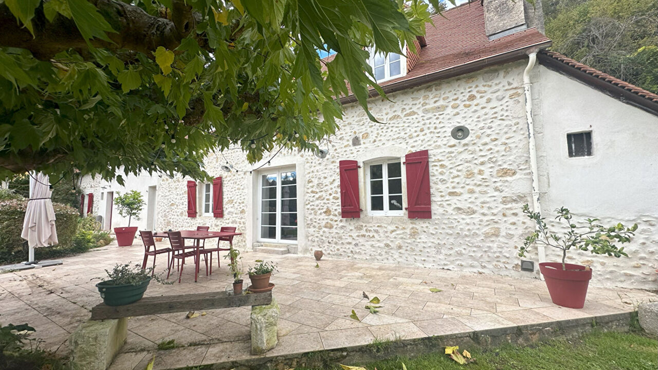 maison 6 pièces 200 m2 à vendre à Gan (64290)