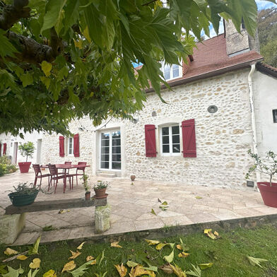 Maison 6 pièces 200 m²