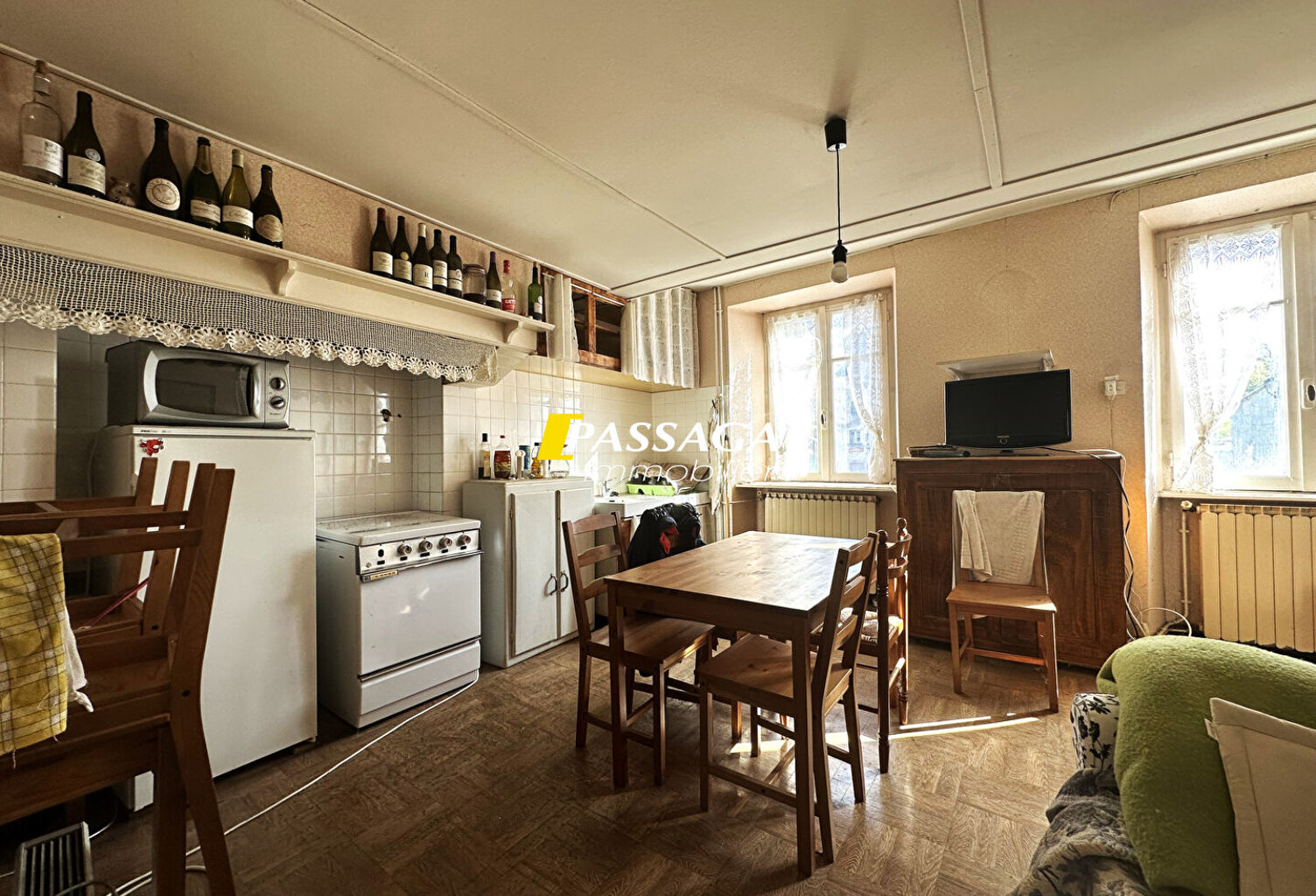 A VENDRE - MAISON DE VILLAGE - ANCIENNE BOULANGERIE — photo 1