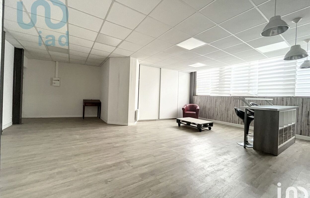 bureau  pièces 150 m2 à louer à Montreuil (93100)