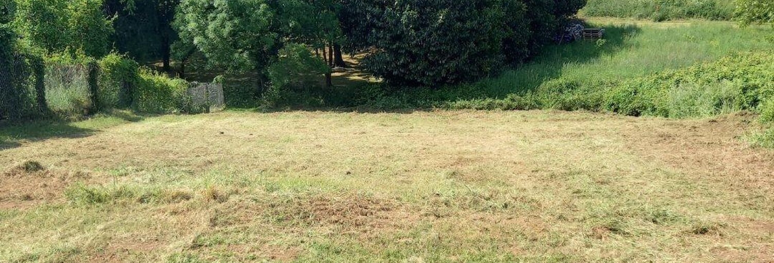 Terrain  799 m² à vendre à Burie (17770)