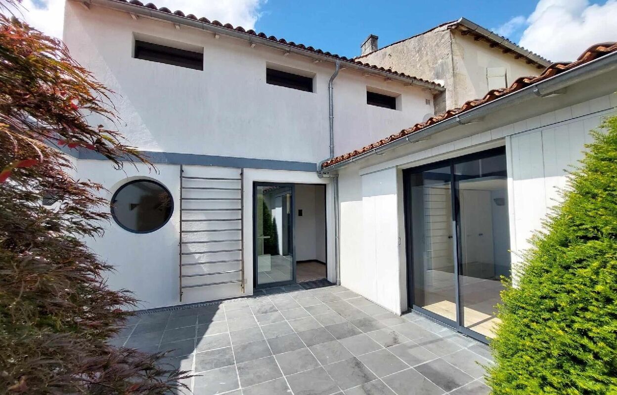 maison 5 pièces 160 m2 à vendre à Cognac (16100)