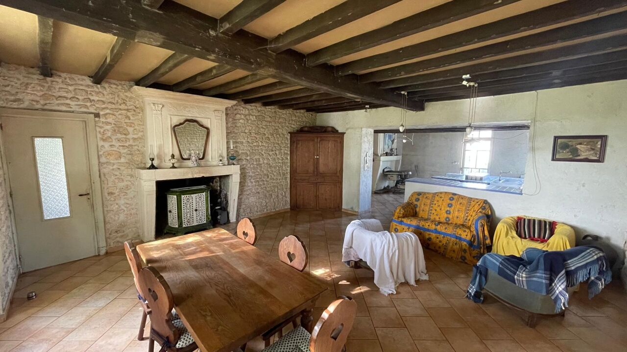 maison 6 pièces 238 m2 à vendre à Mirambeau (17150)