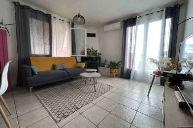 Appartement 3 pièces 650 €