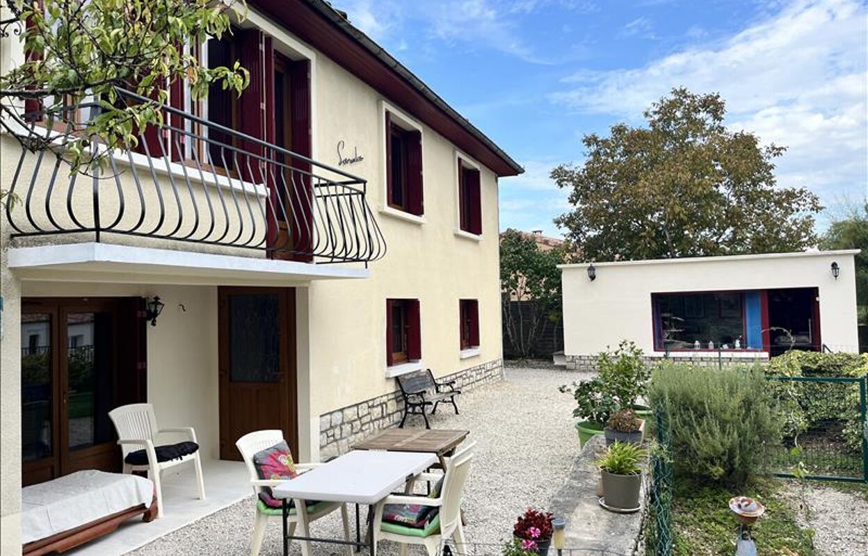 maison 6 pièces 111 m2 à vendre à Lalbenque (46230)