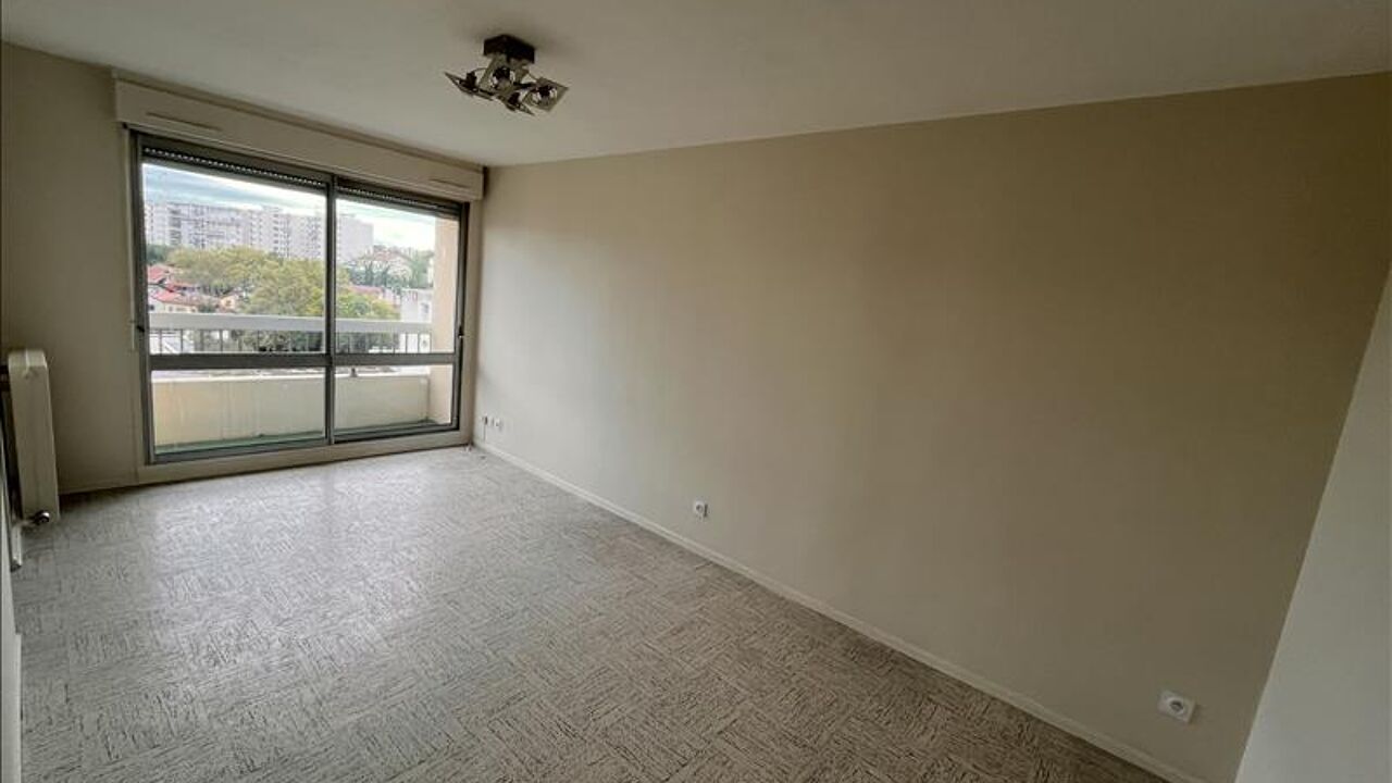 appartement 2 pièces 41 m2 à vendre à Villeurbanne (69100)