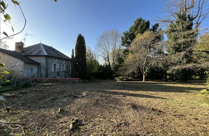 Maison de bourg de 13 pièces principales — photo 2