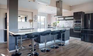 Appartement 5 Pièces 166 m² à vendre à Saintes (17100)