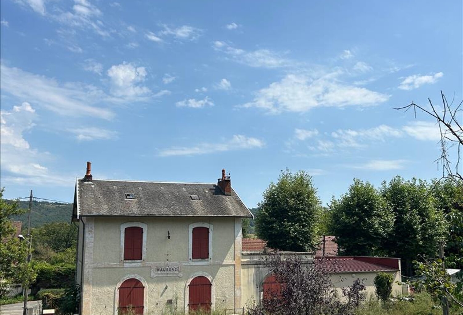 Maison en pierre de 6 pièces principales — photo 1