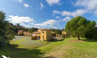 Maison 15 Pièces 395 m² à vendre à Saint-Bonnet-sur-Gironde (17150)