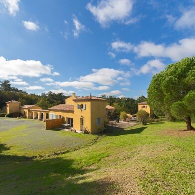 Maison 15 pièces 849000 €