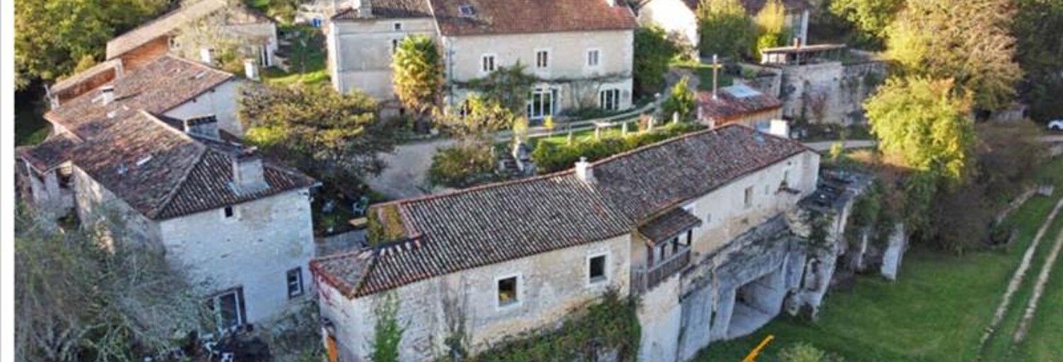 Immeuble   m² à vendre à Sers (16410)