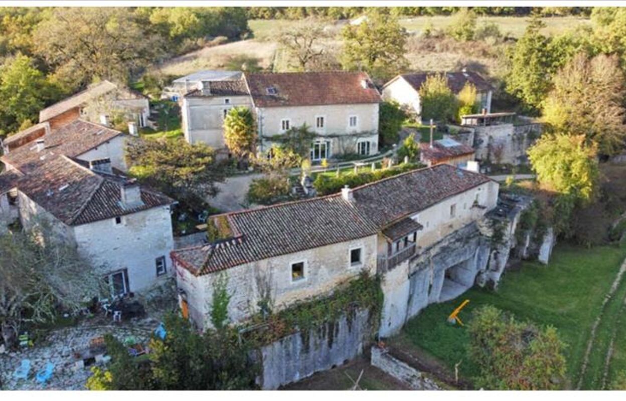 immeuble  pièces  m2 à vendre à Sers (16410)