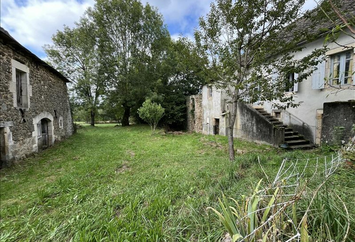 Ferme (tte) de 3 pièces principales — photo 1