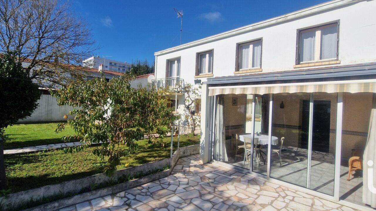 maison 6 pièces 161 m2 à vendre à La Rochelle (17000)