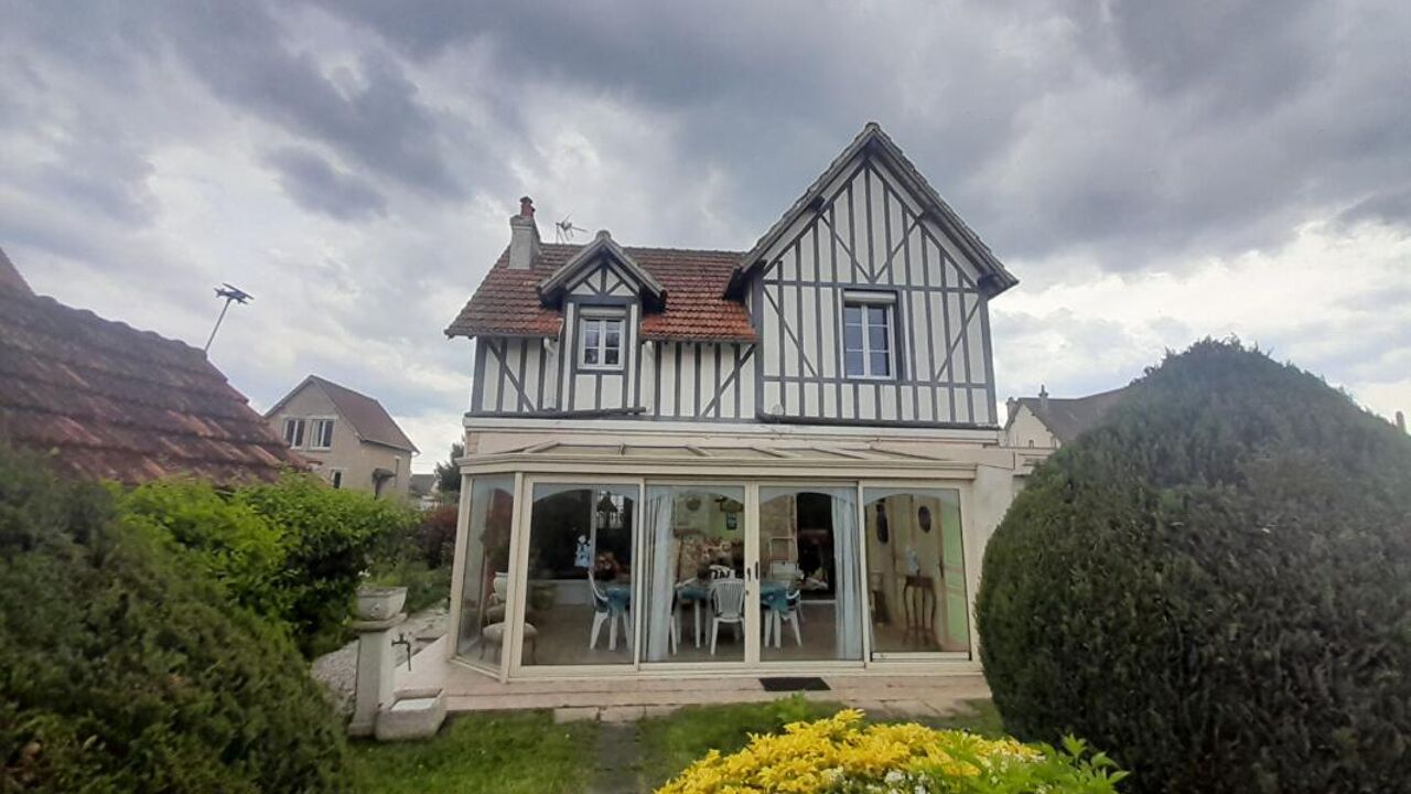 maison 6 pièces 114 m2 à vendre à Dives-sur-Mer (14160)