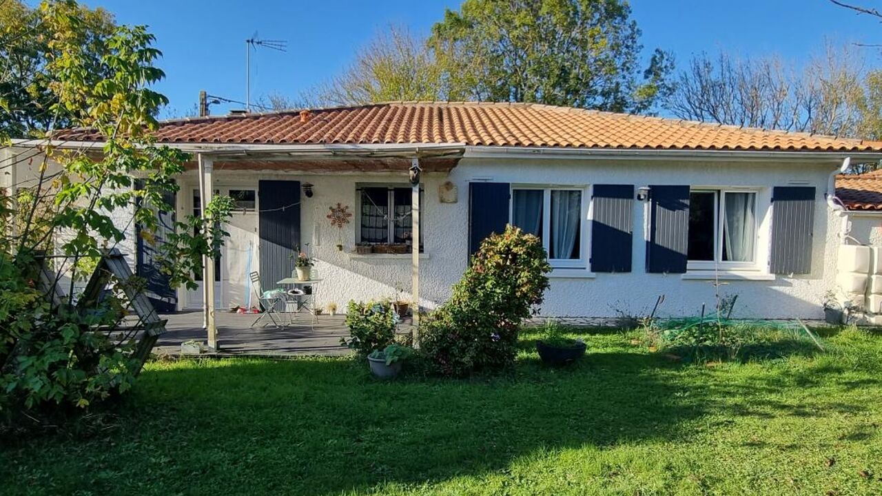 maison 5 pièces 94 m2 à vendre à Rochefort (17300)