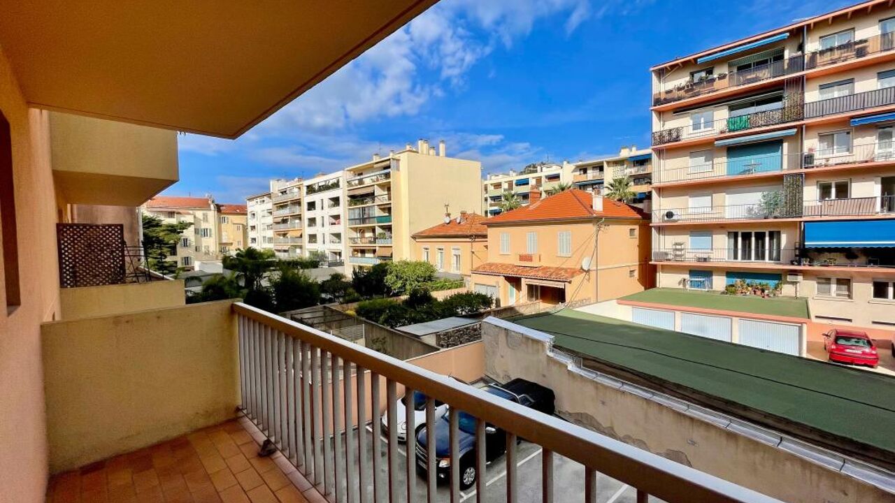 appartement 2 pièces 32 m2 à louer à Hyères (83400)