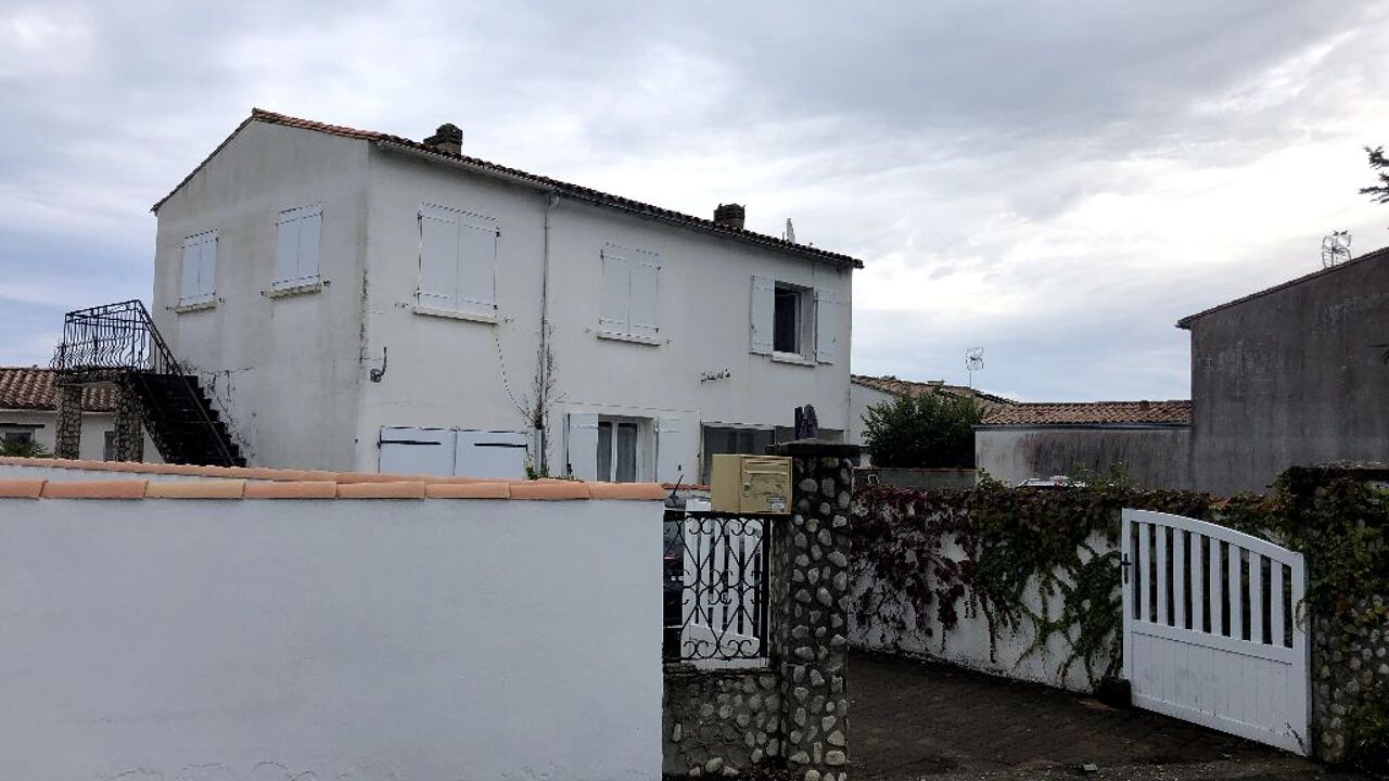 maison 8 pièces 213 m2 à vendre à La Flotte (17630)